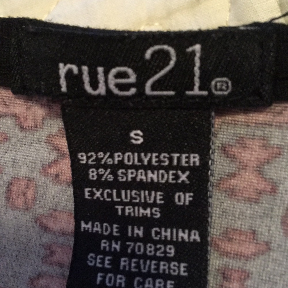Aztec Print Top - Picture 4 of 4